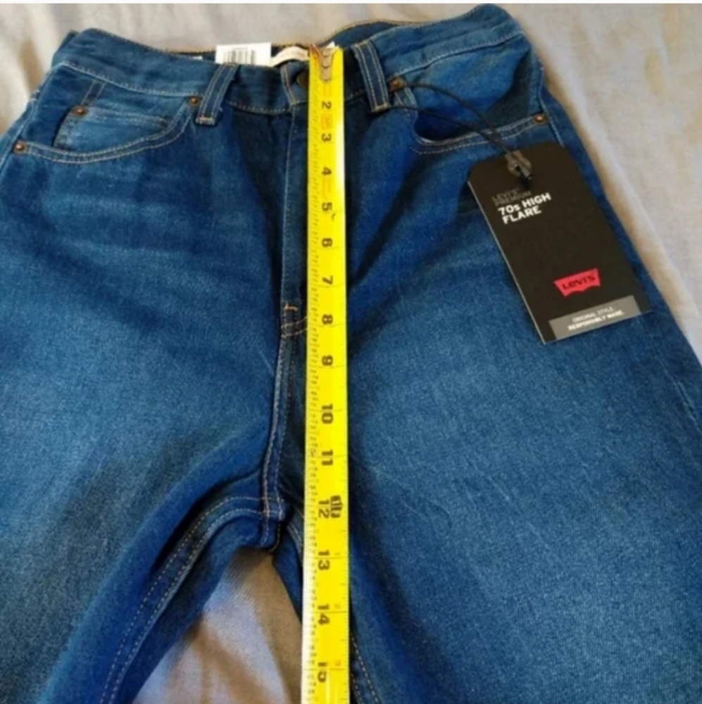 Levi's High Waisted 70's Flare Jeans - Picture 8 of 11